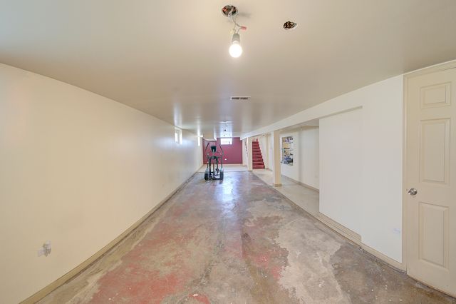 3908 W 83rd Place, Chicago, IL 60652