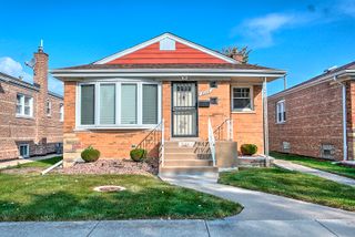 3908 W 83rd Place, Chicago, IL 60652