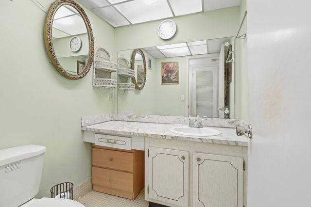 307 Wellington A, West Palm Beach, FL 33417