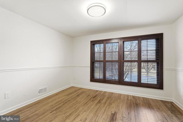 4001 FEATHERSTONE PL, Alexandria, VA 22304