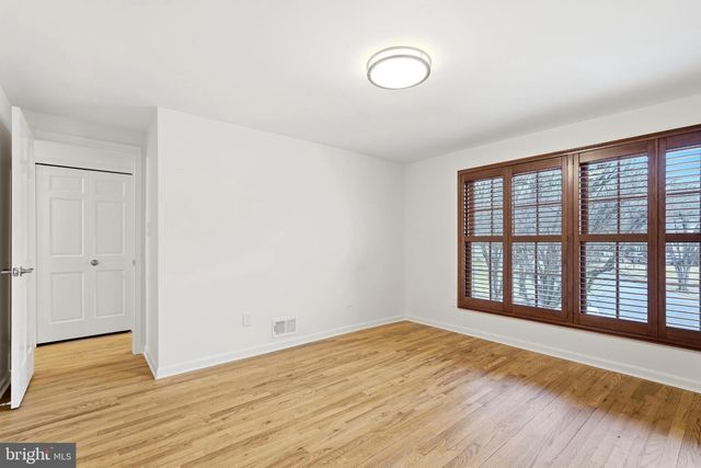 4001 FEATHERSTONE PL, Alexandria, VA 22304