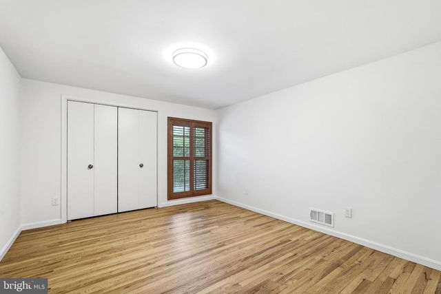 4001 FEATHERSTONE PL, Alexandria, VA 22304