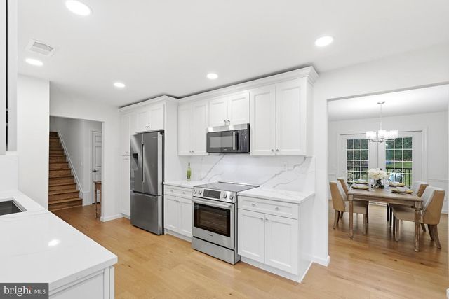 4001 FEATHERSTONE PL, Alexandria, VA 22304