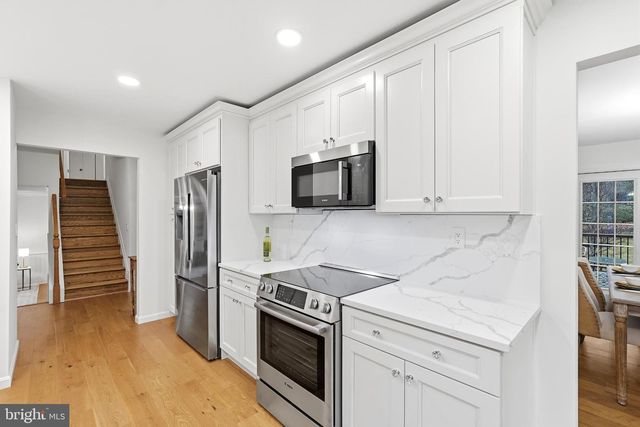 4001 FEATHERSTONE PL, Alexandria, VA 22304