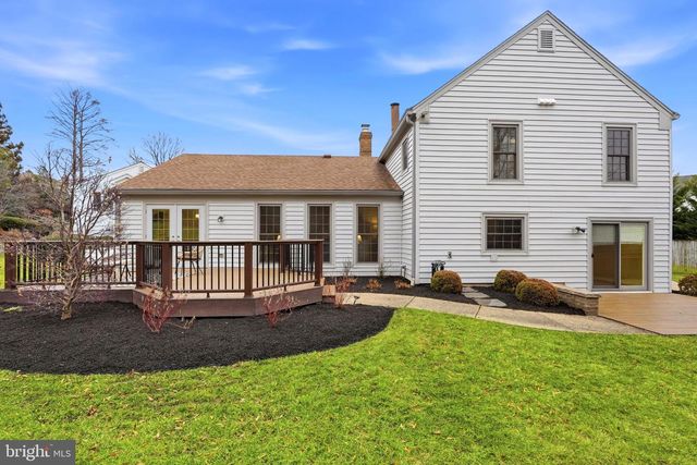 4001 FEATHERSTONE PL, Alexandria, VA 22304