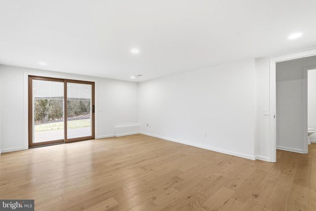 4001 FEATHERSTONE PL, Alexandria, VA 22304