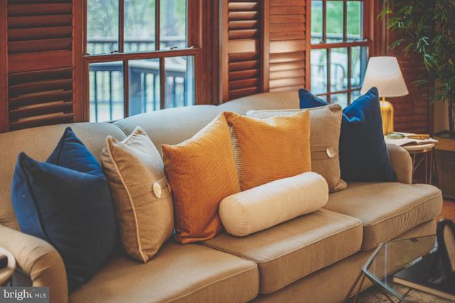 4001 FEATHERSTONE PL, Alexandria, VA 22304