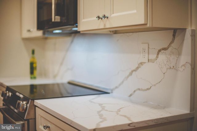 4001 FEATHERSTONE PL, Alexandria, VA 22304