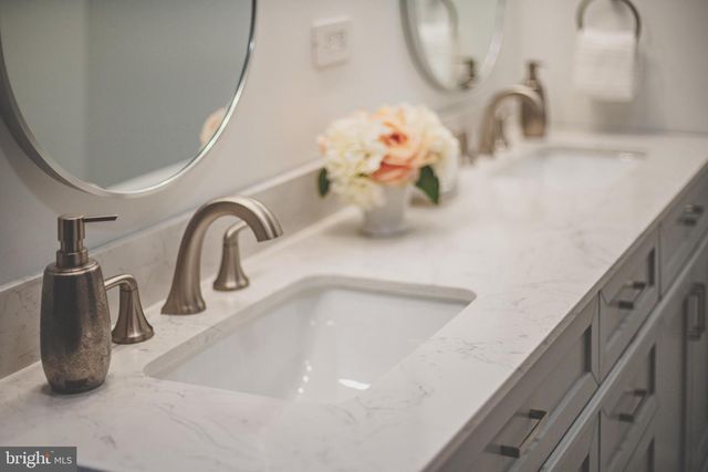 4001 FEATHERSTONE PL, Alexandria, VA 22304