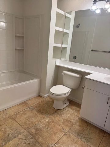 1801 E Katella 4135, Anaheim, CA 92805