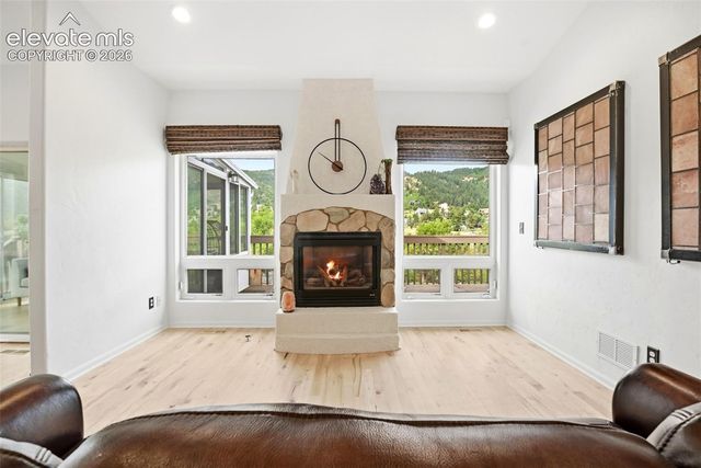 98 Oakdale Drive, Palmer Lake, CO 80133