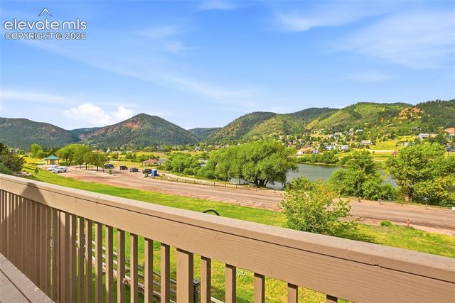 98 Oakdale Drive, Palmer Lake, CO 80133