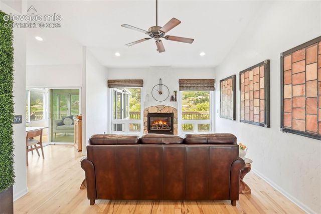 98 Oakdale Drive, Palmer Lake, CO 80133