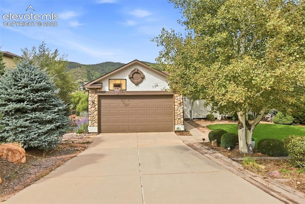 98 Oakdale Drive, Palmer Lake, CO 80133 — photo 2