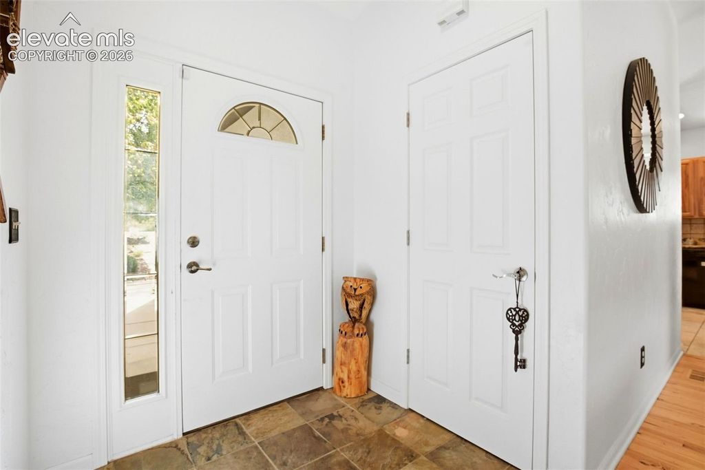 98 Oakdale Drive, Palmer Lake, CO 80133 — photo 5