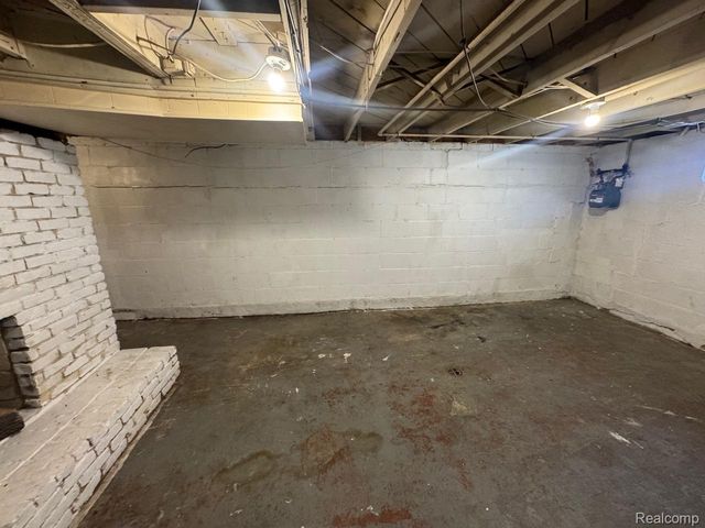 9261 Camley Street, Detroit, MI 48224