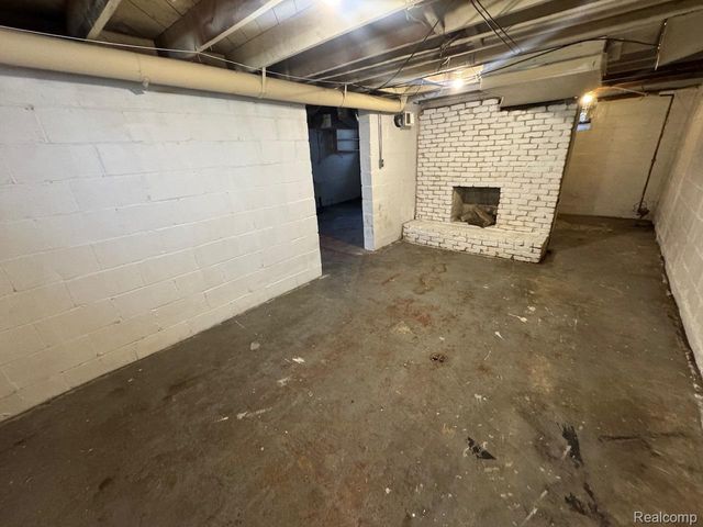 9261 Camley Street, Detroit, MI 48224