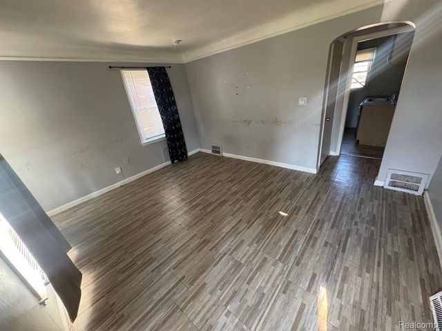 9261 Camley Street, Detroit, MI 48224