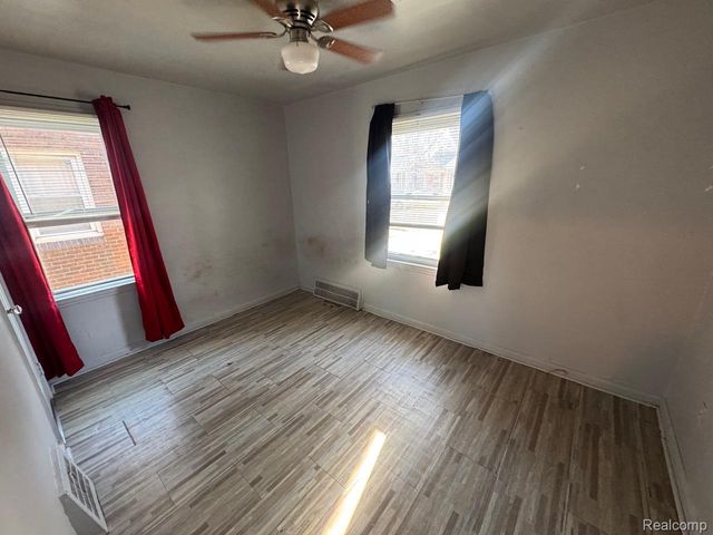 9261 Camley Street, Detroit, MI 48224