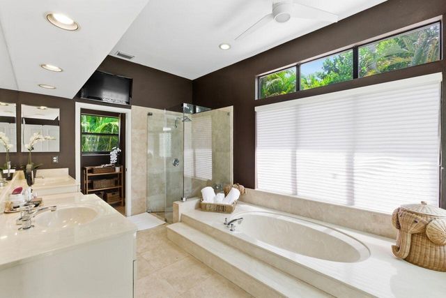 4654 NW 26th Way, Boca Raton, FL 33434