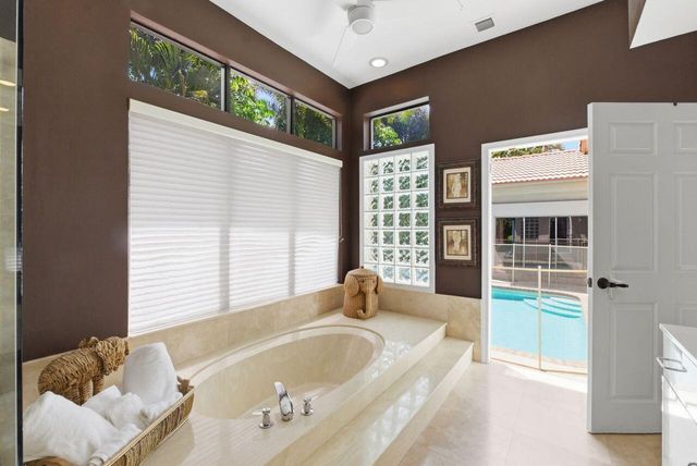 4654 NW 26th Way, Boca Raton, FL 33434