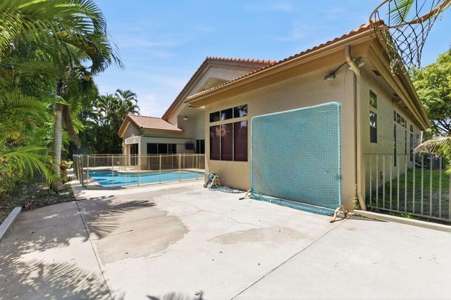 4654 NW 26th Way, Boca Raton, FL 33434