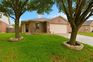 18536 Blue Pond DR, Pflugerville, TX 78660