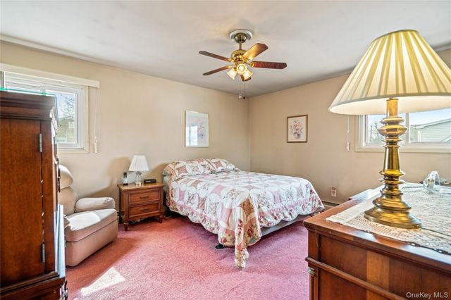 226 W 18th Street, Deer Park, NY 11729