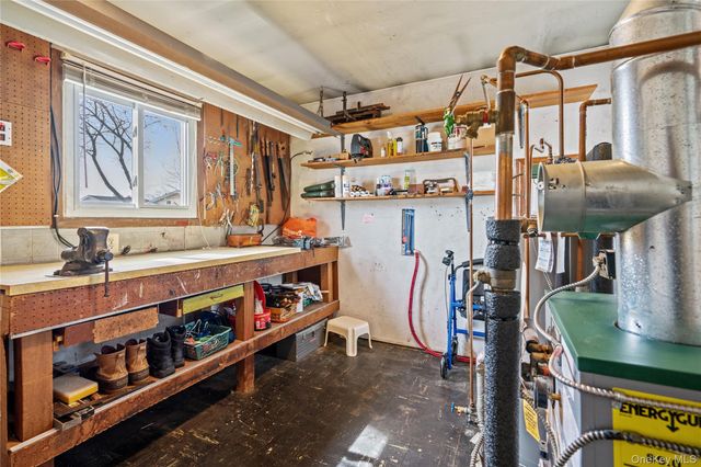 226 W 18th Street, Deer Park, NY 11729