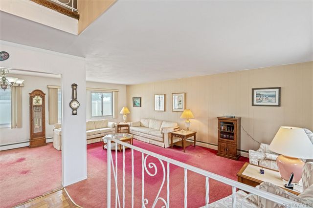 226 W 18th Street, Deer Park, NY 11729