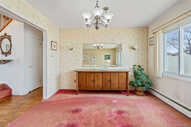 226 W 18th Street, Deer Park, NY 11729