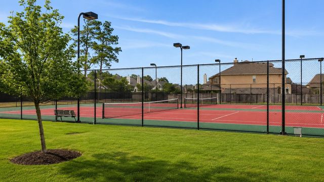 12911 Taper Reach Drive, Tomball, TX 77377