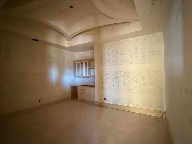 6404 NW 148th Street, Oklahoma City, OK 73142