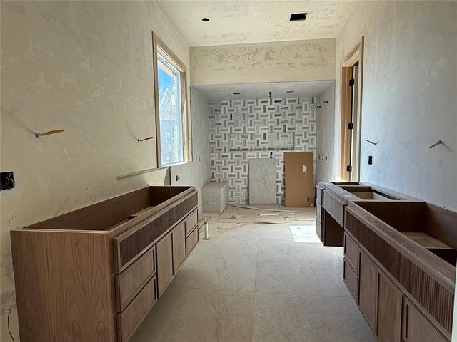 6404 NW 148th Street, Oklahoma City, OK 73142