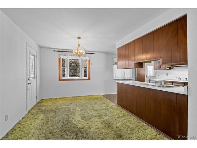 1070 S Garland Way, Lakewood, CO 80226