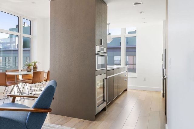 100 Lovejoy Wharf 12A, Boston, MA 02114