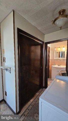 1522 CORNELL AVE, Hamilton, NJ 08619