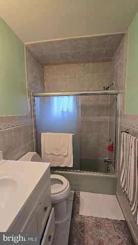 1522 CORNELL AVE, Hamilton, NJ 08619