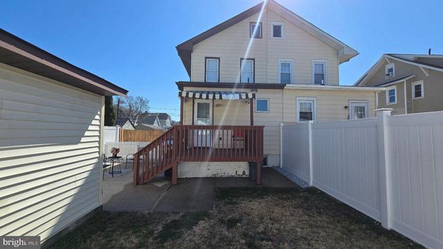 1522 CORNELL AVE, Hamilton, NJ 08619