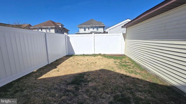 1522 CORNELL AVE, Hamilton, NJ 08619