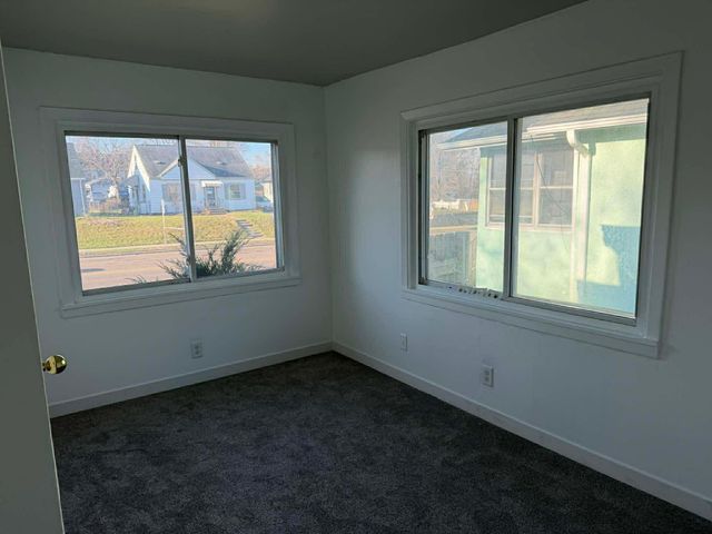 351 Maryland Avenue E, Saint Paul, MN 55130