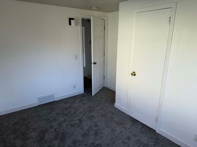 351 Maryland Avenue E, Saint Paul, MN 55130