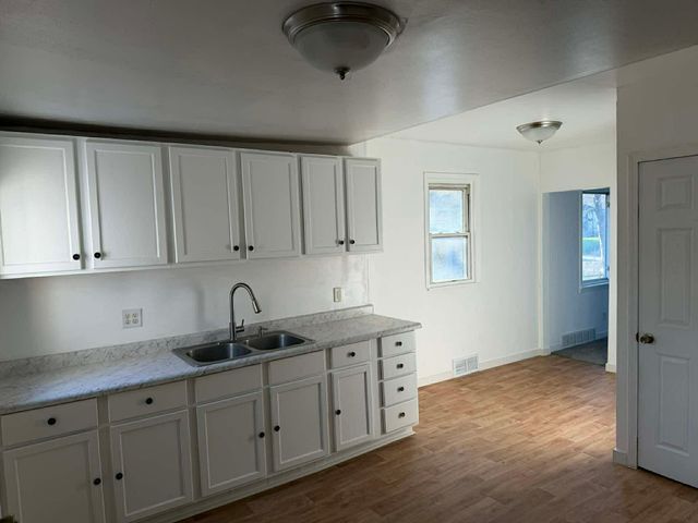 351 Maryland Avenue E, Saint Paul, MN 55130