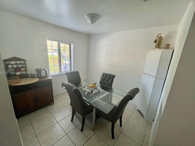 1133 NE 210th Terrace, Miami, FL 33179
