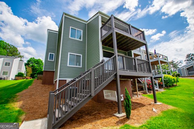 325 Berry Court, Villa Rica, GA 30180