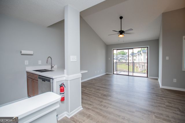 325 Berry Court, Villa Rica, GA 30180