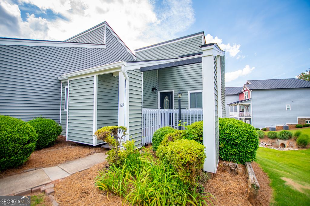 325 Berry Court, Villa Rica, GA 30180