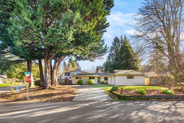 3102 60th Loop SE, Olympia, WA 98501