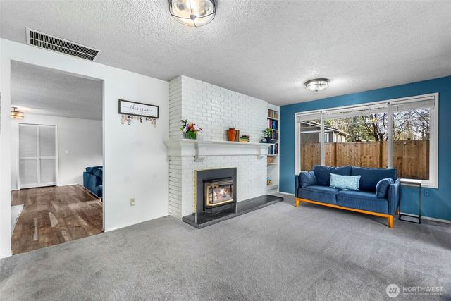 3102 60th Loop SE, Olympia, WA 98501