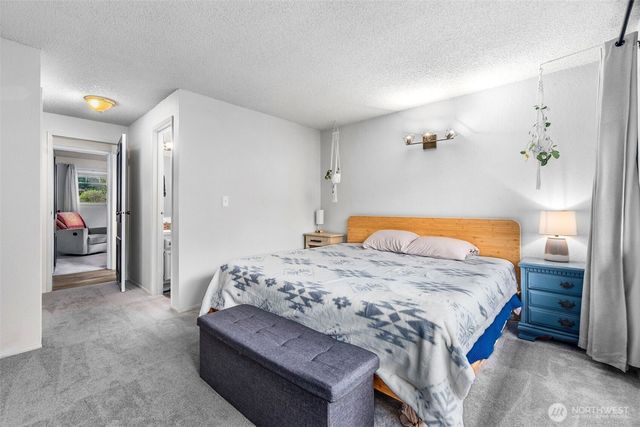 3102 60th Loop SE, Olympia, WA 98501